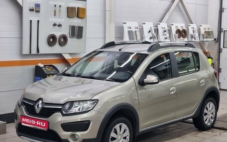 Renault Sandero II рестайлинг, 2016 год, 779 000 рублей, 1 фотография