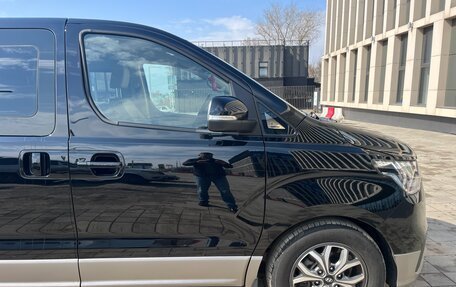 Hyundai H-1 II рестайлинг, 2021 год, 3 980 000 рублей, 4 фотография