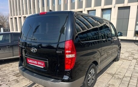 Hyundai H-1 II рестайлинг, 2021 год, 3 980 000 рублей, 5 фотография