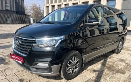Hyundai H-1 II рестайлинг, 2021 год, 3 980 000 рублей, 9 фотография