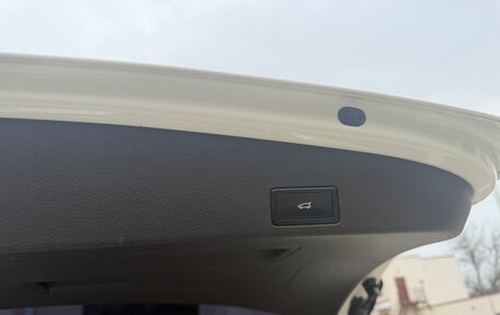 Volkswagen Touareg III, 2011 год, 2 400 000 рублей, 9 фотография