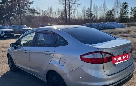 Ford Fiesta, 2015 год, 839 000 рублей, 5 фотография