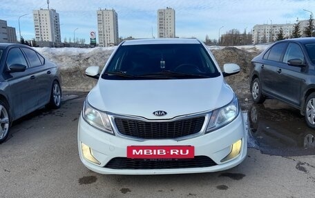 KIA Rio III рестайлинг, 2014 год, 620 000 рублей, 2 фотография