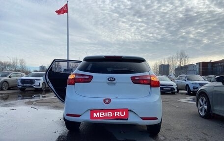 KIA Rio III рестайлинг, 2014 год, 620 000 рублей, 10 фотография