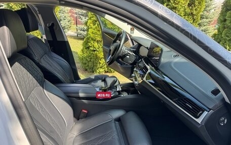 BMW 5 серия, 2020 год, 5 050 000 рублей, 20 фотография