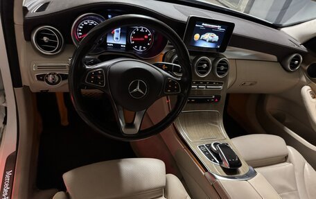 Mercedes-Benz C-Класс, 2017 год, 2 460 000 рублей, 10 фотография