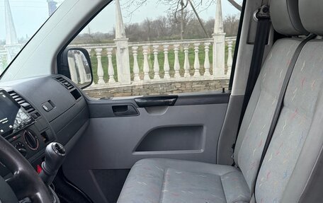 Volkswagen Transporter T5 рестайлинг, 2008 год, 1 300 000 рублей, 7 фотография