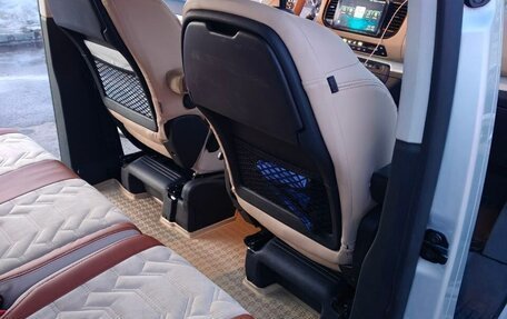 Peugeot Traveller I, 2018 год, 2 000 000 рублей, 12 фотография