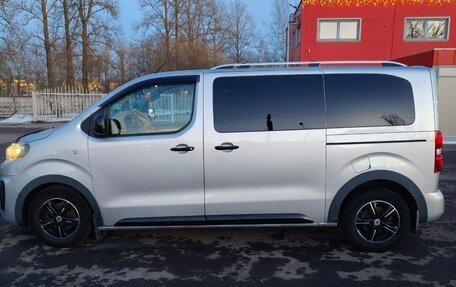 Peugeot Traveller I, 2018 год, 2 000 000 рублей, 11 фотография