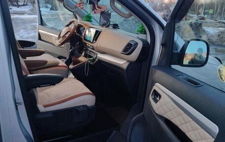 Peugeot Traveller I, 2018 год, 2 000 000 рублей, 14 фотография