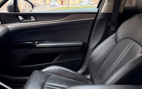 KIA K5, 2020 год, 2 450 000 рублей, 21 фотография