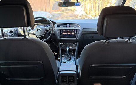 Volkswagen Tiguan II, 2019 год, 2 540 000 рублей, 10 фотография