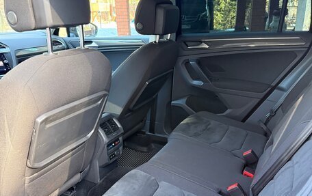 Volkswagen Tiguan II, 2019 год, 2 540 000 рублей, 8 фотография