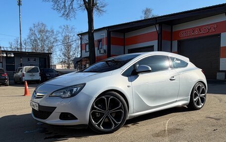 Opel Astra J, 2011 год, 980 000 рублей, 2 фотография