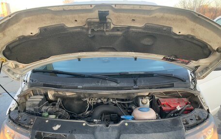 Volkswagen Transporter T5 рестайлинг, 2013 год, 2 299 000 рублей, 3 фотография