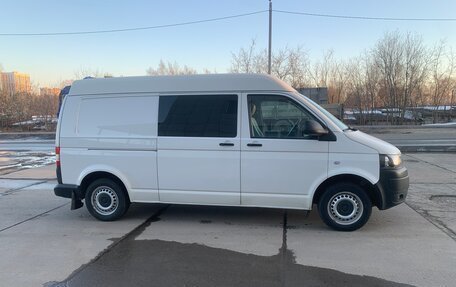 Volkswagen Transporter T5 рестайлинг, 2013 год, 2 299 000 рублей, 16 фотография