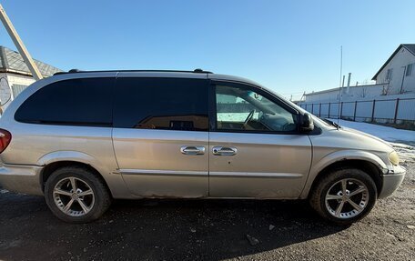 Chrysler Town & Country IV, 2001 год, 330 000 рублей, 4 фотография