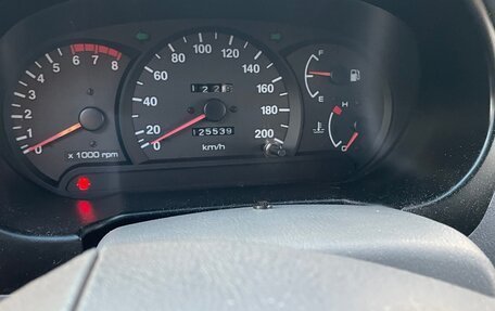 Hyundai Accent II, 2001 год, 200 000 рублей, 2 фотография