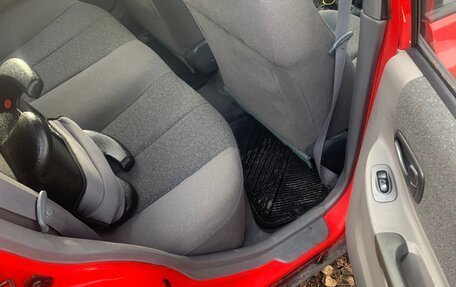 Hyundai Accent II, 2001 год, 200 000 рублей, 7 фотография