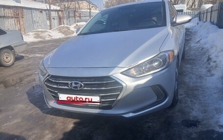 Hyundai Elantra VI рестайлинг, 2017 год, 799 999 рублей, 2 фотография
