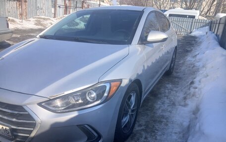 Hyundai Elantra VI рестайлинг, 2017 год, 799 999 рублей, 3 фотография