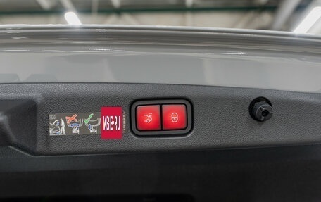 Mercedes-Benz E-Класс, 2025 год, 10 790 000 рублей, 28 фотография