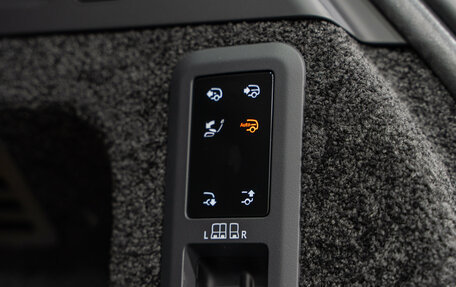 Land Rover Range Rover IV рестайлинг, 2025 год, 28 190 000 рублей, 28 фотография