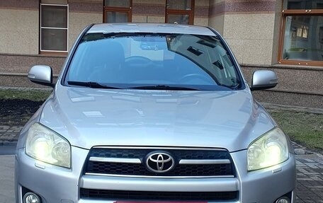 Toyota RAV4, 2009 год, 1 400 000 рублей, 1 фотография