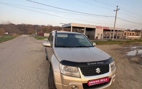 Suzuki Grand Vitara, 2010 год, 960 000 рублей, 1 фотография