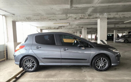 Peugeot 308 II, 2010 год, 565 000 рублей, 2 фотография