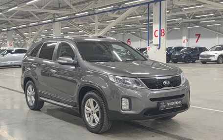 KIA Sorento II рестайлинг, 2018 год, 1 990 000 рублей, 3 фотография