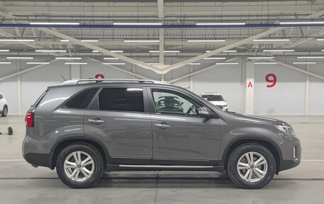 KIA Sorento II рестайлинг, 2018 год, 1 990 000 рублей, 4 фотография