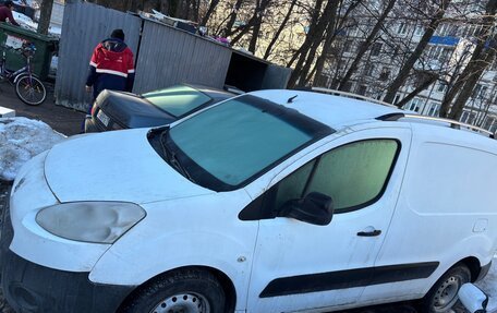 Peugeot Partner II рестайлинг 2, 2012 год, 550 000 рублей, 3 фотография