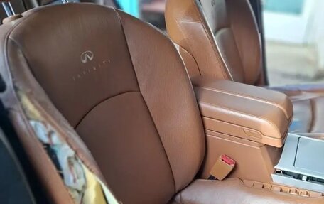 Infiniti FX I, 2004 год, 550 000 рублей, 10 фотография