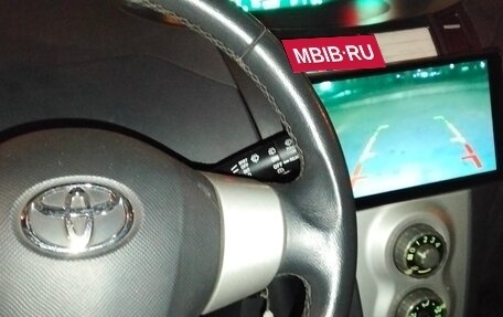 Toyota Yaris III рестайлинг, 2007 год, 550 000 рублей, 4 фотография