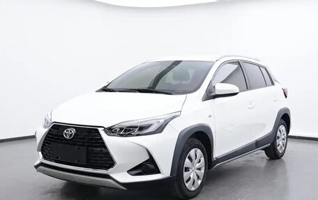 Toyota Yaris XP150 рестайлинг, 2021 год, 1 590 000 рублей, 3 фотография