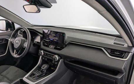 Toyota RAV4, 2025 год, 4 650 000 рублей, 9 фотография