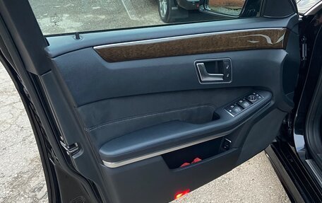 Mercedes-Benz E-Класс, 2014 год, 2 100 000 рублей, 8 фотография