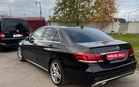 Mercedes-Benz E-Класс, 2014 год, 2 100 000 рублей, 4 фотография