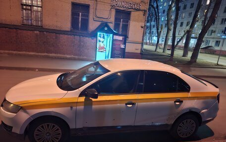 Skoda Rapid I, 2015 год, 600 000 рублей, 2 фотография