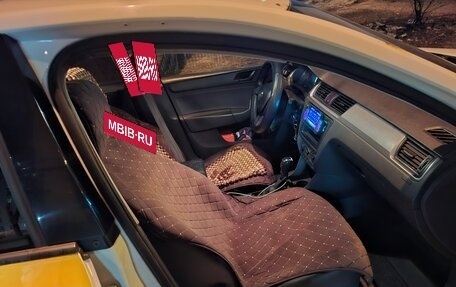 Skoda Rapid I, 2015 год, 600 000 рублей, 5 фотография