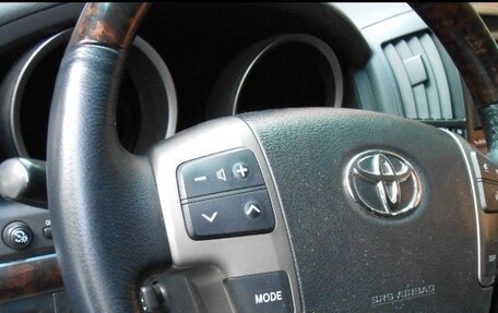 Toyota Land Cruiser 200, 2011 год, 4 250 000 рублей, 6 фотография