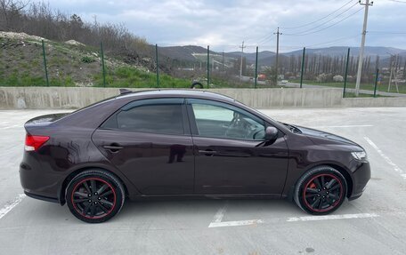 KIA Cerato III, 2010 год, 750 000 рублей, 2 фотография