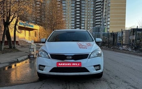 KIA cee'd I рестайлинг, 2010 год, 690 000 рублей, 1 фотография