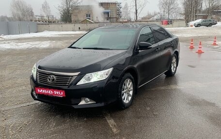 Toyota Camry, 2012 год, 1 820 000 рублей, 5 фотография