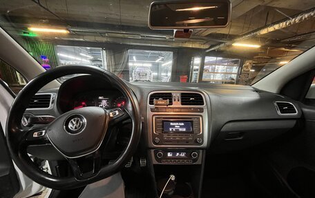 Volkswagen Polo VI (EU Market), 2016 год, 1 150 000 рублей, 11 фотография