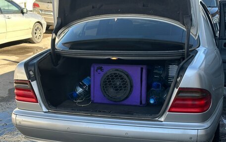 Mercedes-Benz E-Класс, 2000 год, 405 000 рублей, 5 фотография