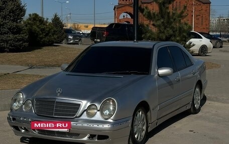 Mercedes-Benz E-Класс, 2000 год, 405 000 рублей, 4 фотография