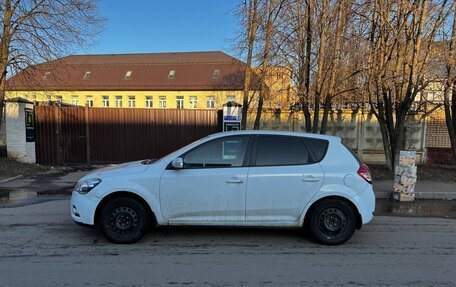 KIA cee'd I рестайлинг, 2010 год, 690 000 рублей, 2 фотография