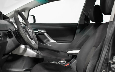 Toyota Verso I, 2010 год, 690 000 рублей, 11 фотография